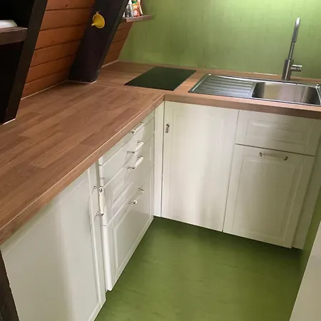Aussergewoehnliches Mit Bergblick Und Garten In Seenaehe شقة