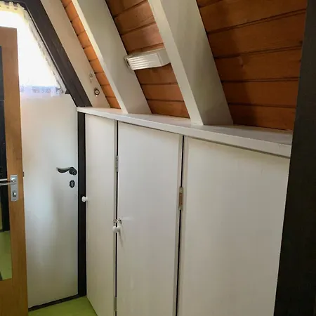 شقة Aussergewoehnliches Mit Bergblick Und Garten In Seenaehe